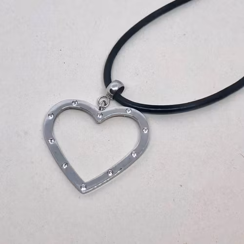 Shining Heart- halsband