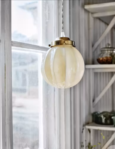 Taklampa Marit Mässing/Opal Beige Liten Munblåst