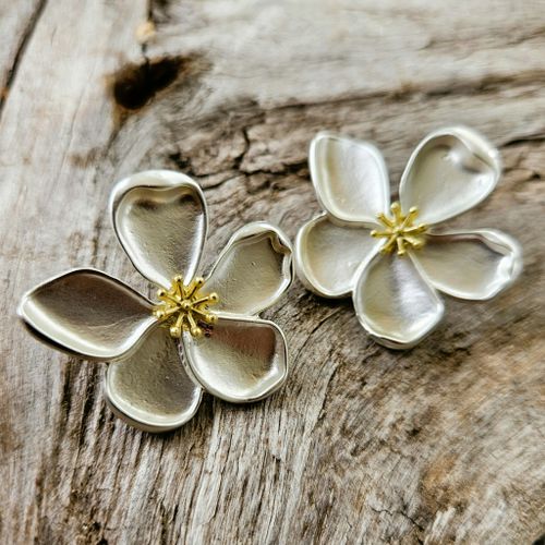 Hjortronblomma örhängen