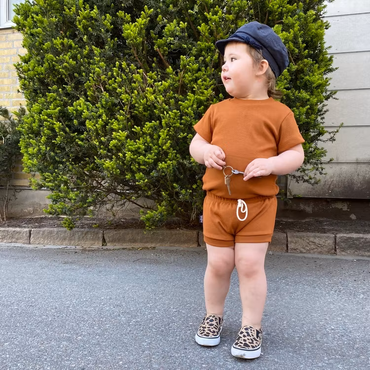Set bummies och t-shirt - Ribb Karamell