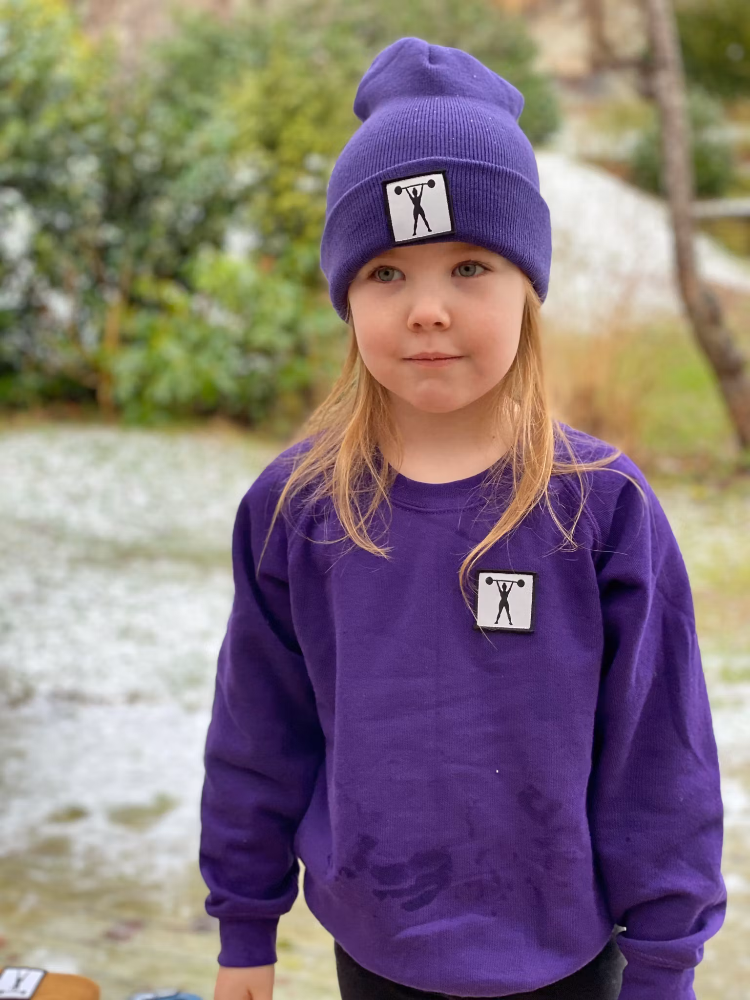 Sweatshirt med patch - unisex
