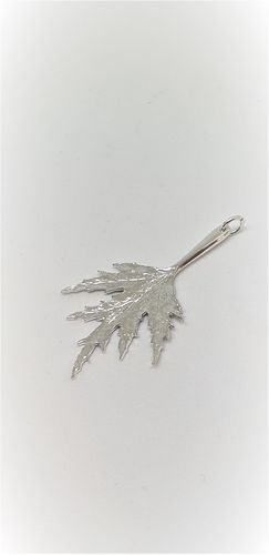 Hänge Mellan Silver