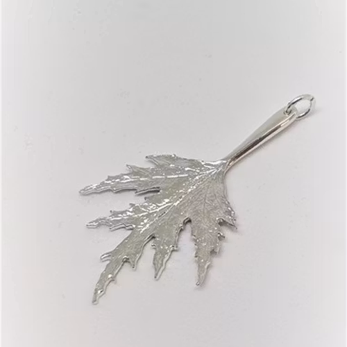 Hänge Mellan Silver