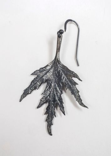 Örhängen oxiderat silver