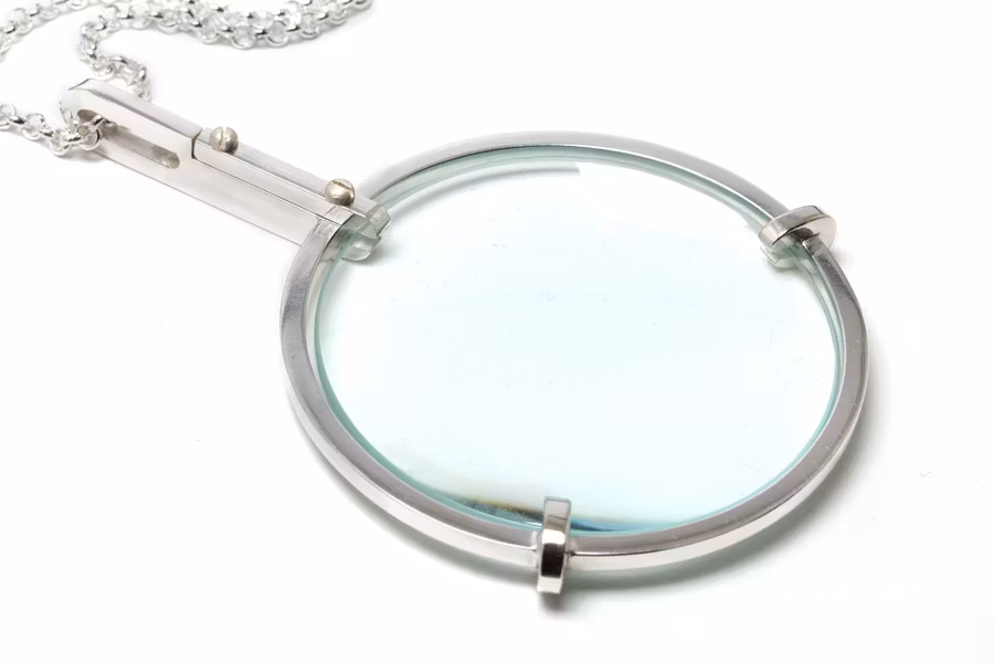 Förstoringsglas att hänga runt halsen