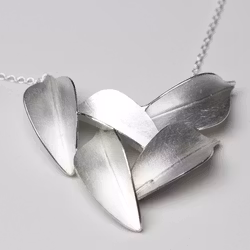 Halsband silver - Bladverk, 5 blad