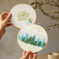 Broderikit "The woodland walk"