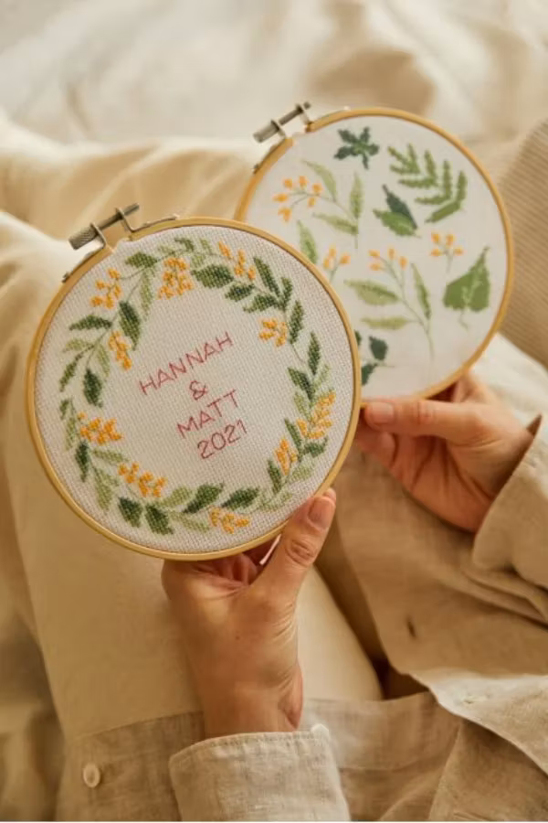Broderikit korsstygn "The serene leaves"