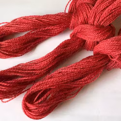 Möbelåtta 8/2 hallonröd 3821