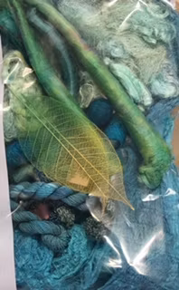 Mixed media turkos