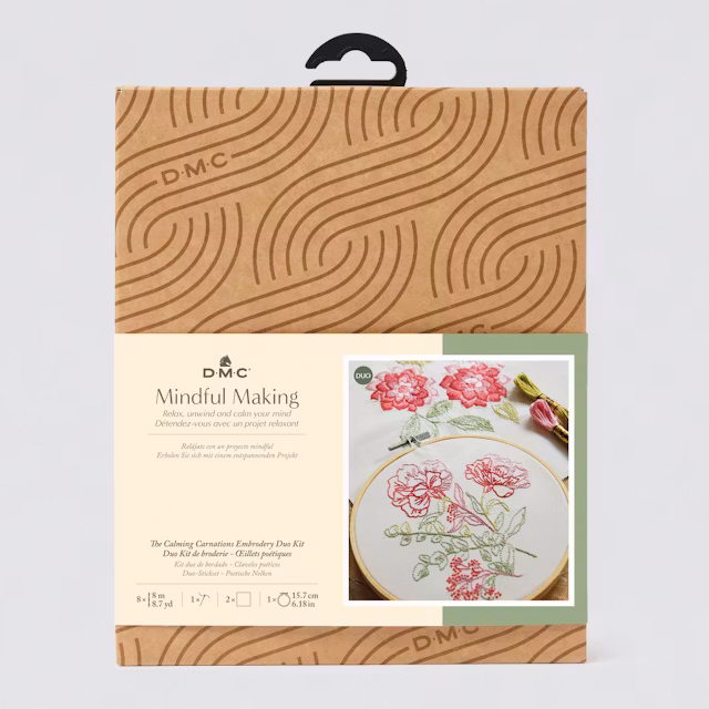 Broderikit "The Calming Carnations"