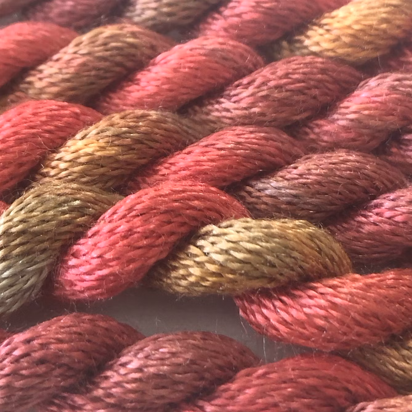 Broderigarn Silke fin orange-röd