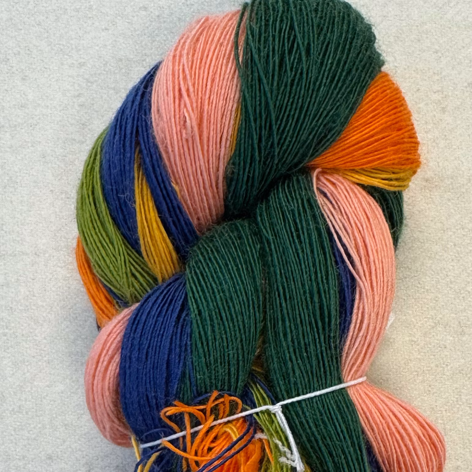 Ullgarn 1-trådigt mix gul grön rosa