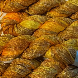 Knitted Selection gul