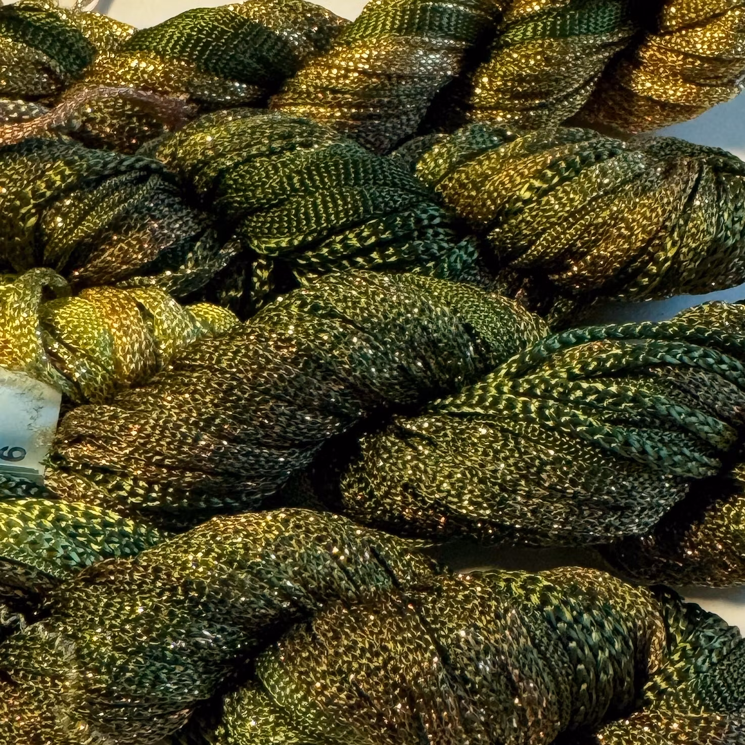 Knitted Selection mörkare olivgrön