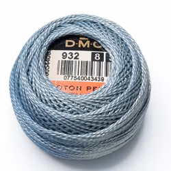 Pärlgarn nr 8 ljusblå 932