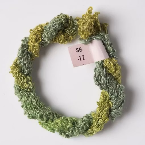 Broderigarn Silke Boucle ljusgrön