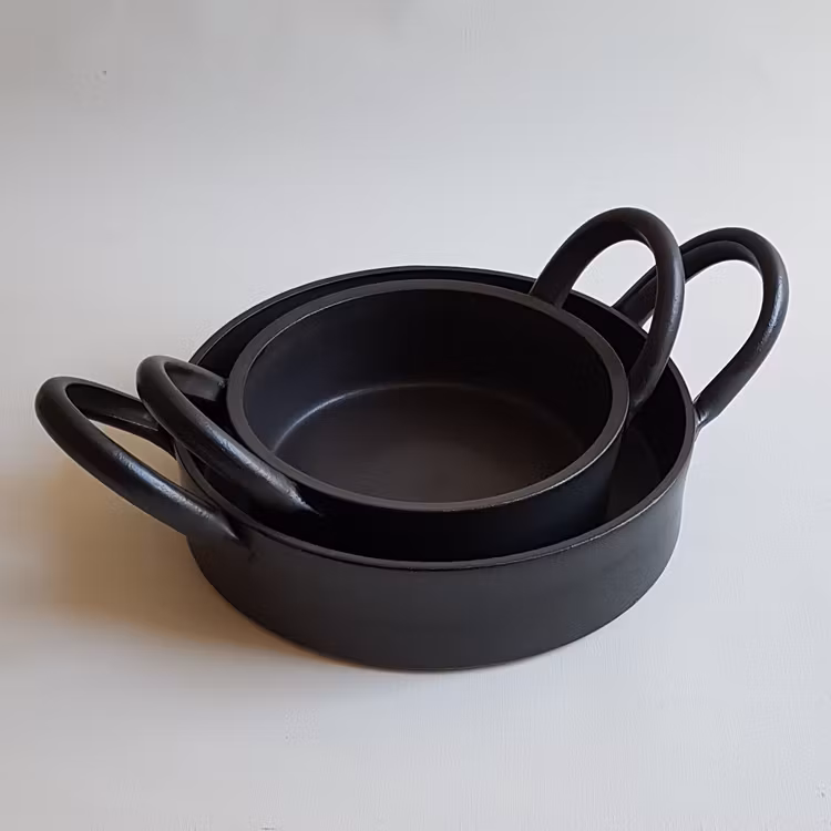 Gratängform i Serien Svart Granit /ca 4 personer