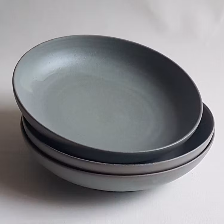 Djuptallrik i Serien Råsiden / Grågrön