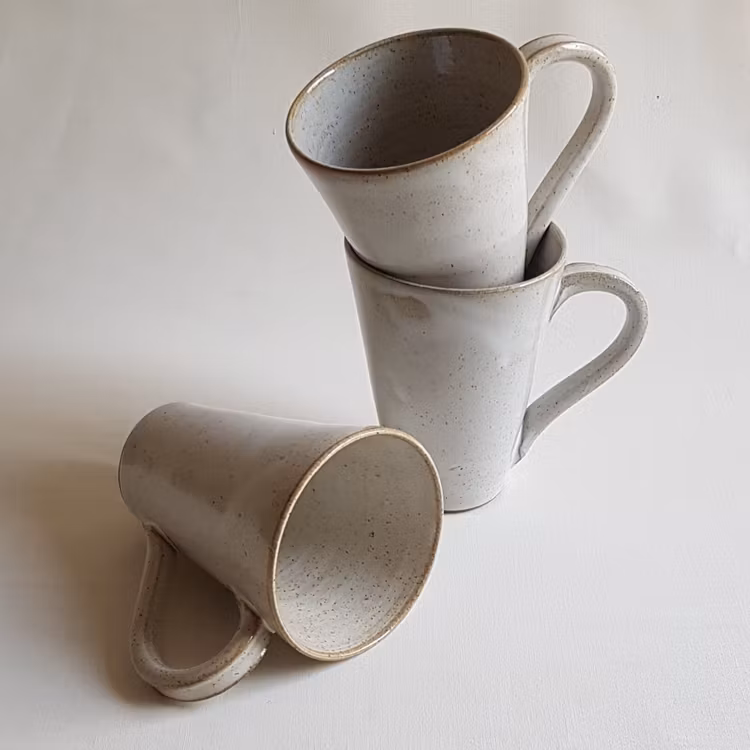 Tekopp / Stor Kaffekopp i serien Crème / Gräddvit