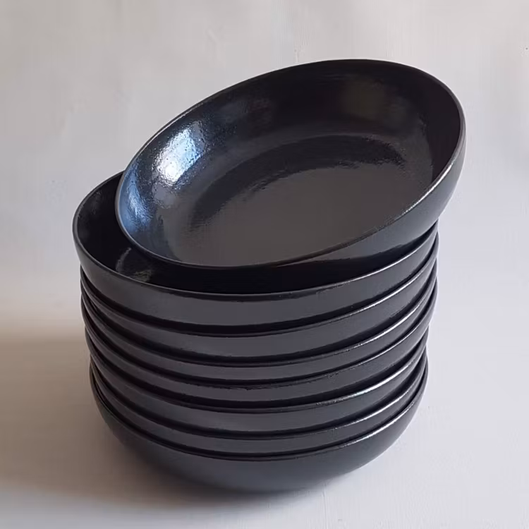 Djuptallrik i Serien Skiffer / Svart Blank
