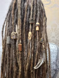 "Skogsbit" - Trädekoration till dreads (8mm hål)