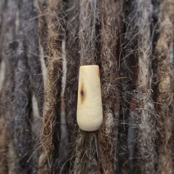 "Bål" - Trädekoration till dreads (8mm hål)