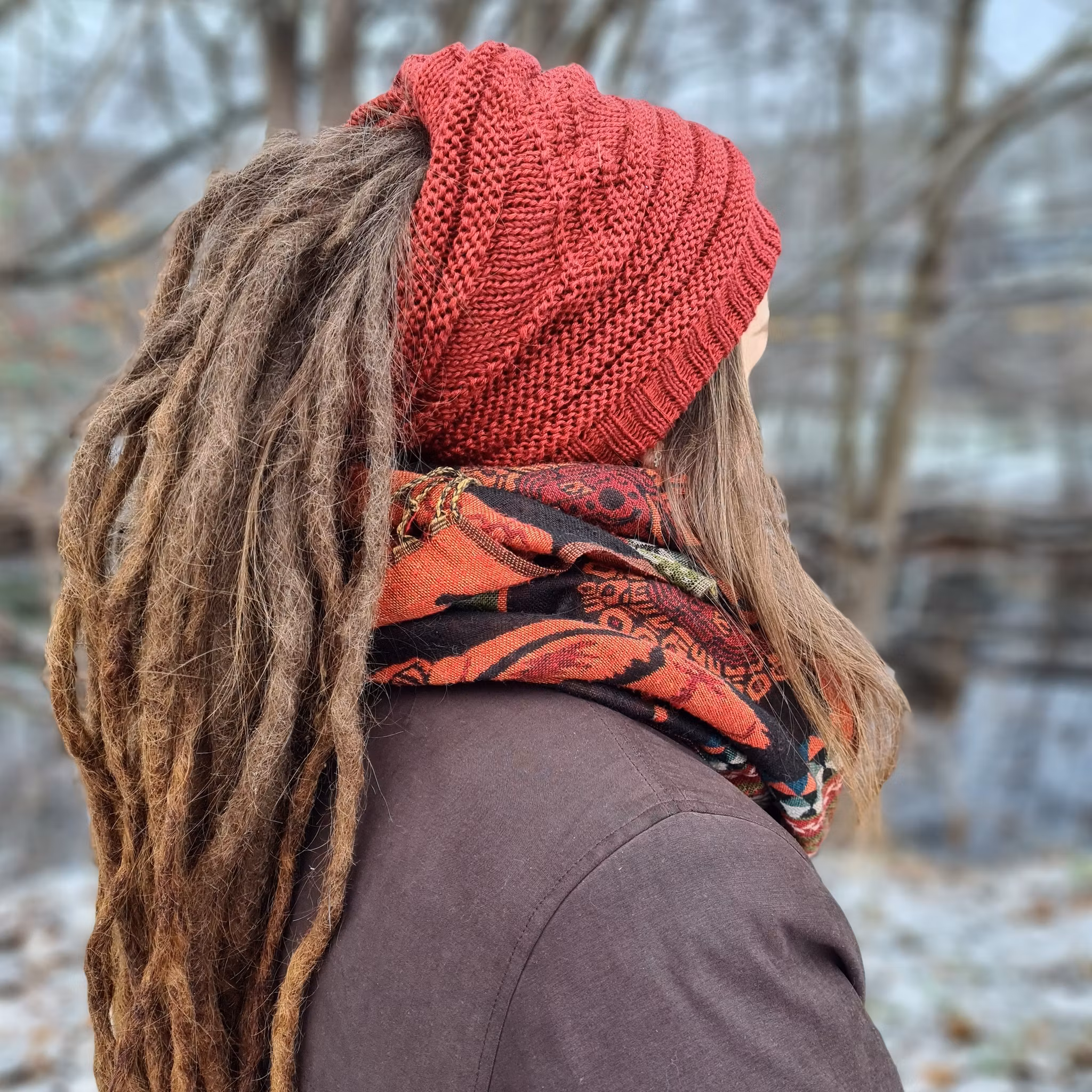 Dreads Stickad Mössa (med hål)