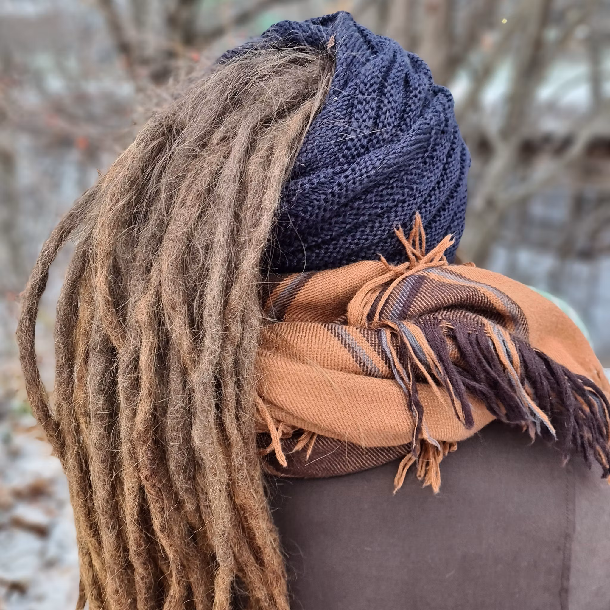 Dreads Stickad Mössa (med hål)