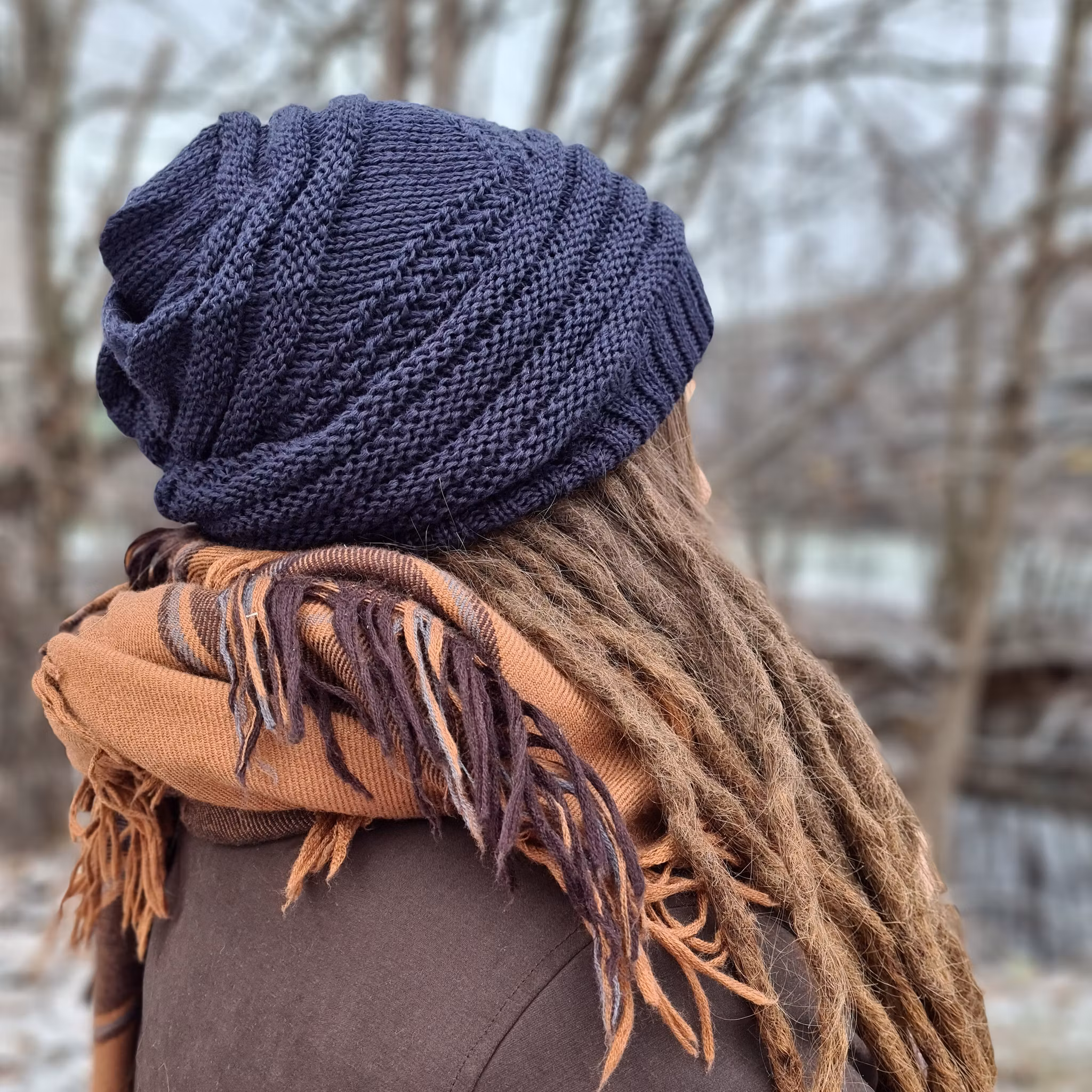 Dreads Stickad Mössa (med hål)