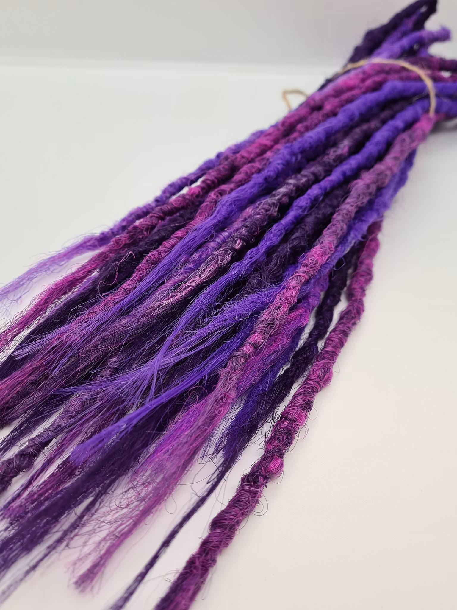 Lila/Rosa DE Syntetdreads 35-45cm (17st)