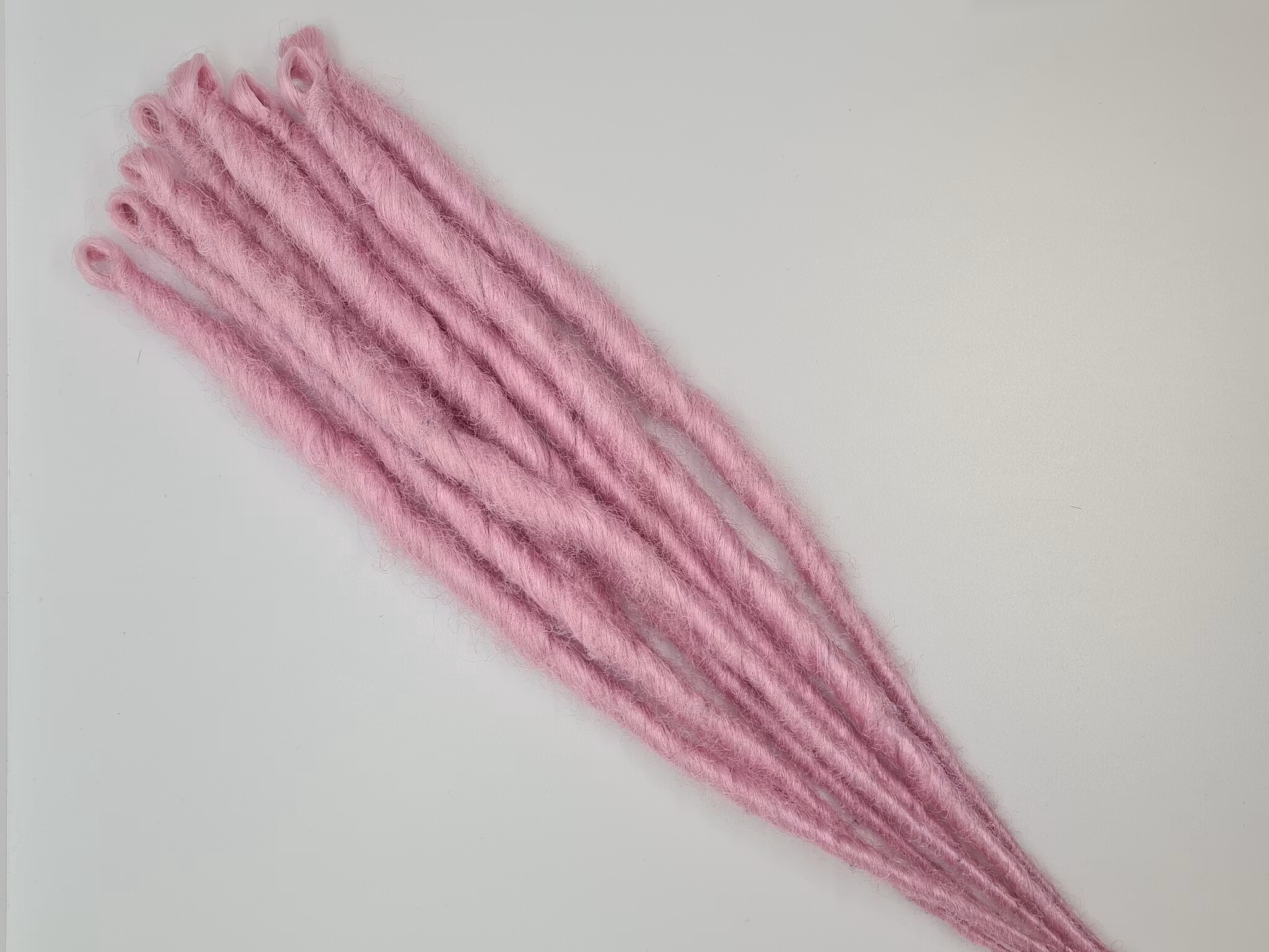 Ljusrosa SE Syntetdreads 40-45cm (8st)