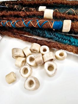 Renhorn Dreadsmycke & Skäggpärlor