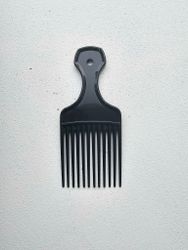 Svart Pick Kam (Afro Kam)