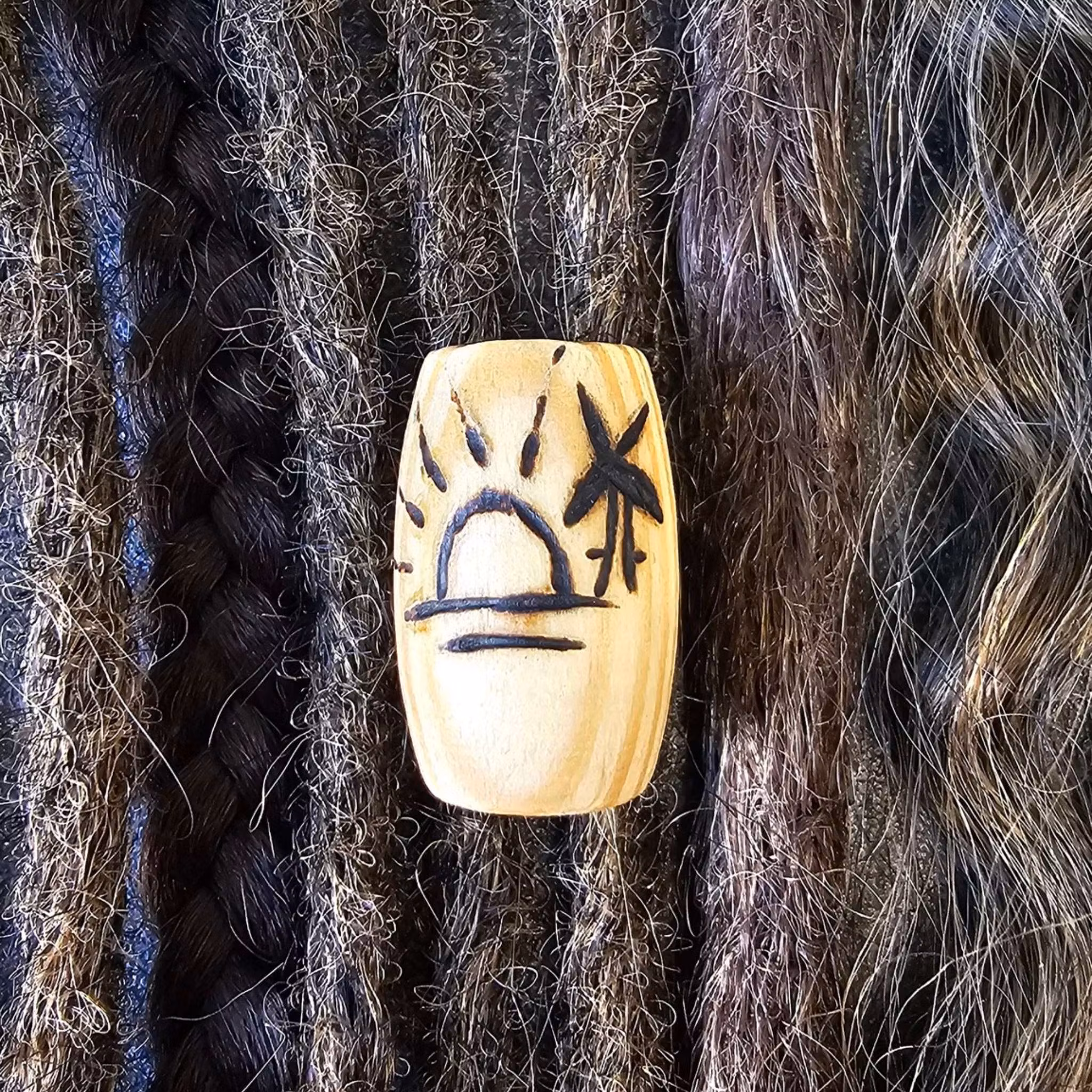 "Tropisk" - Stor Oval Trä (8-9mm hål) L/XL