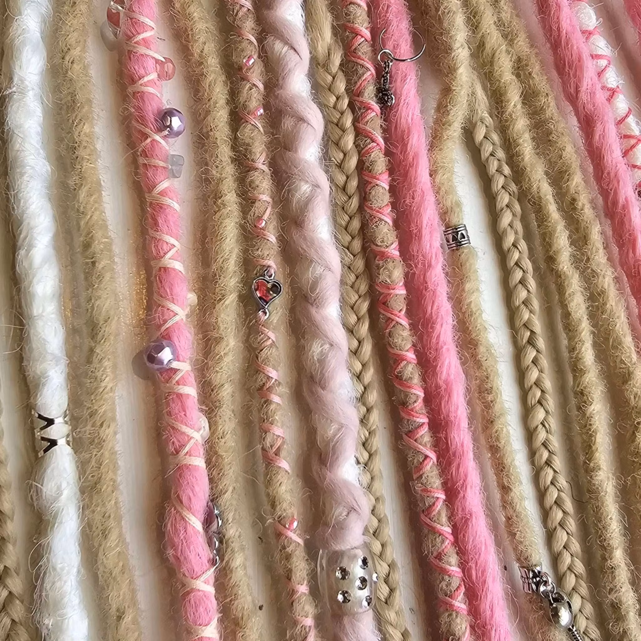 "Rosa Himmel" Dreads Ponytail Extensions