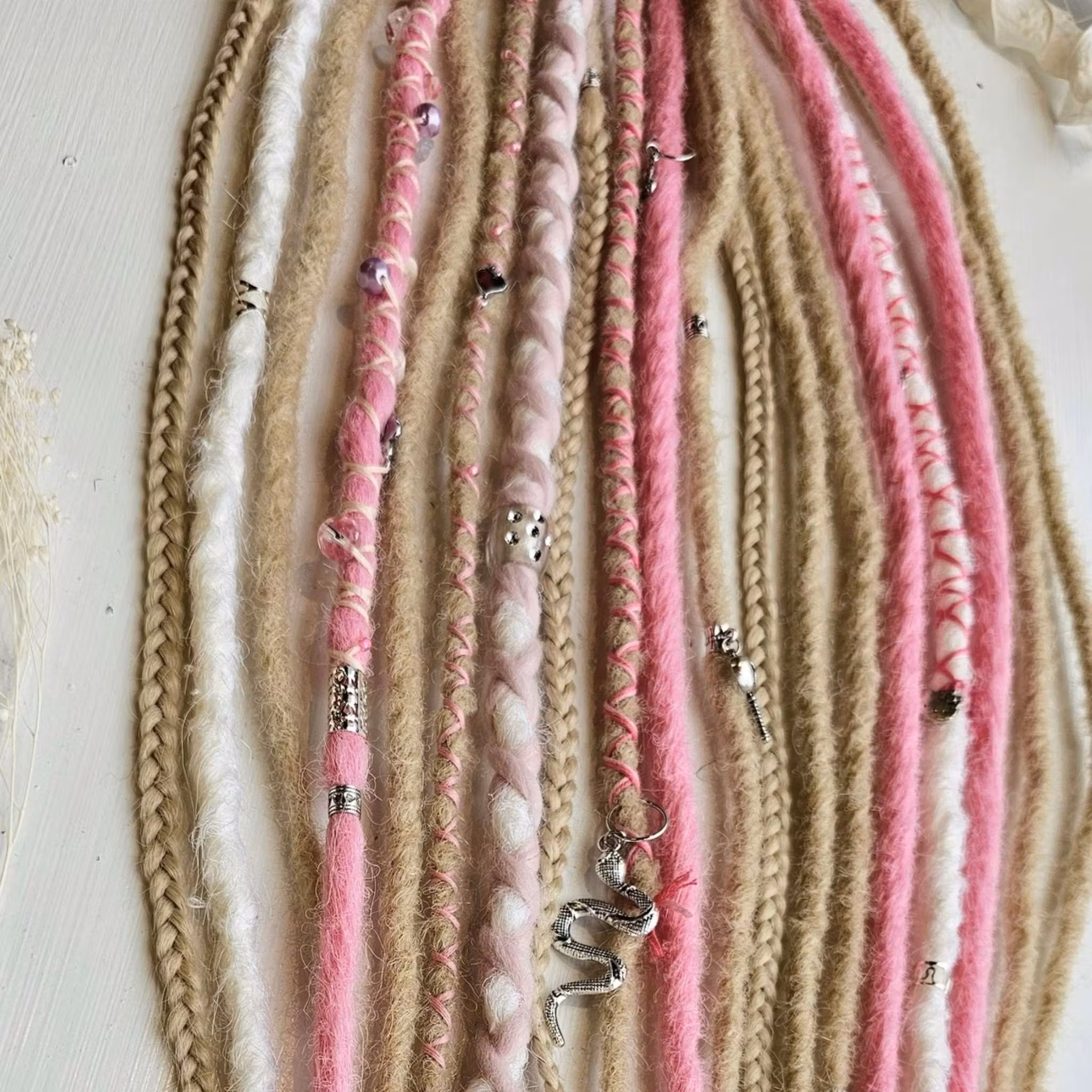 "Rosa Himmel" Dreads Ponytail Extensions