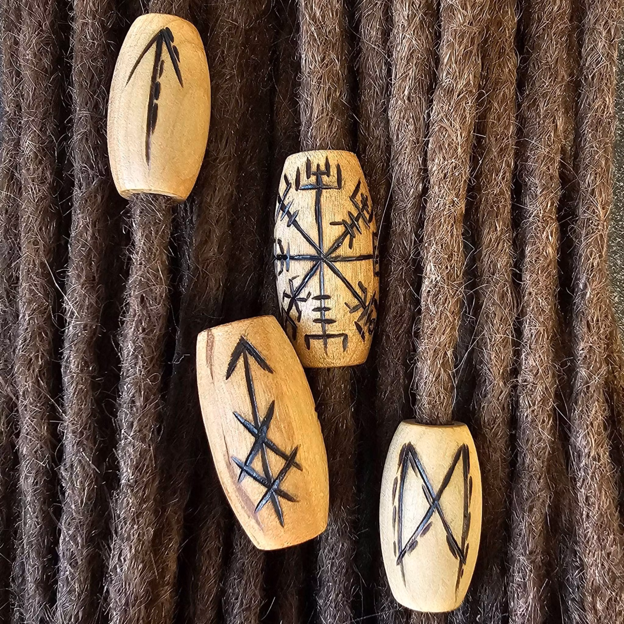 "Nordlig" - Dread Set (3 Stora Ljusa Träpärlor) M-XL