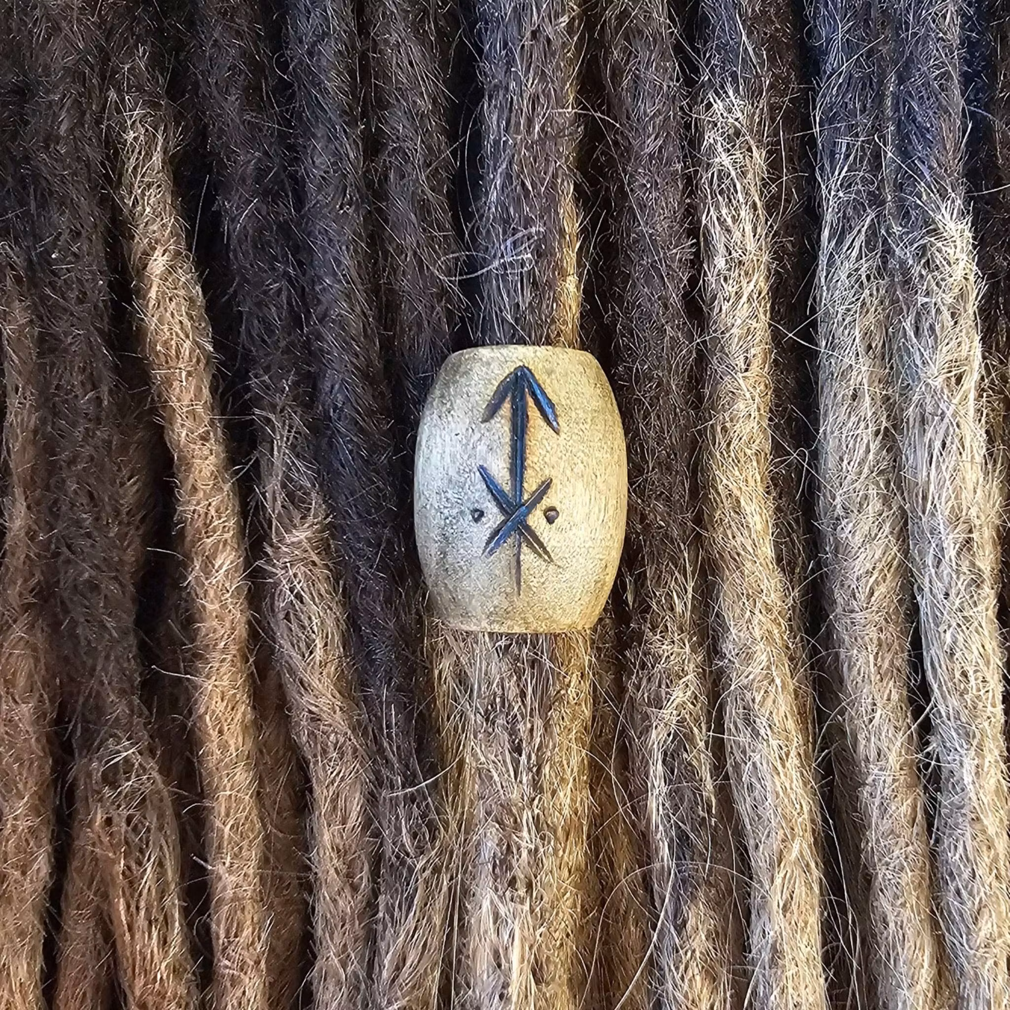 "Tyr" - Stor Ljus Ask Träpärla (8 mm hål) Large