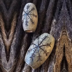 "Snö" - Stor Ljus Ask Träpärla (6-7mm hål) Medium