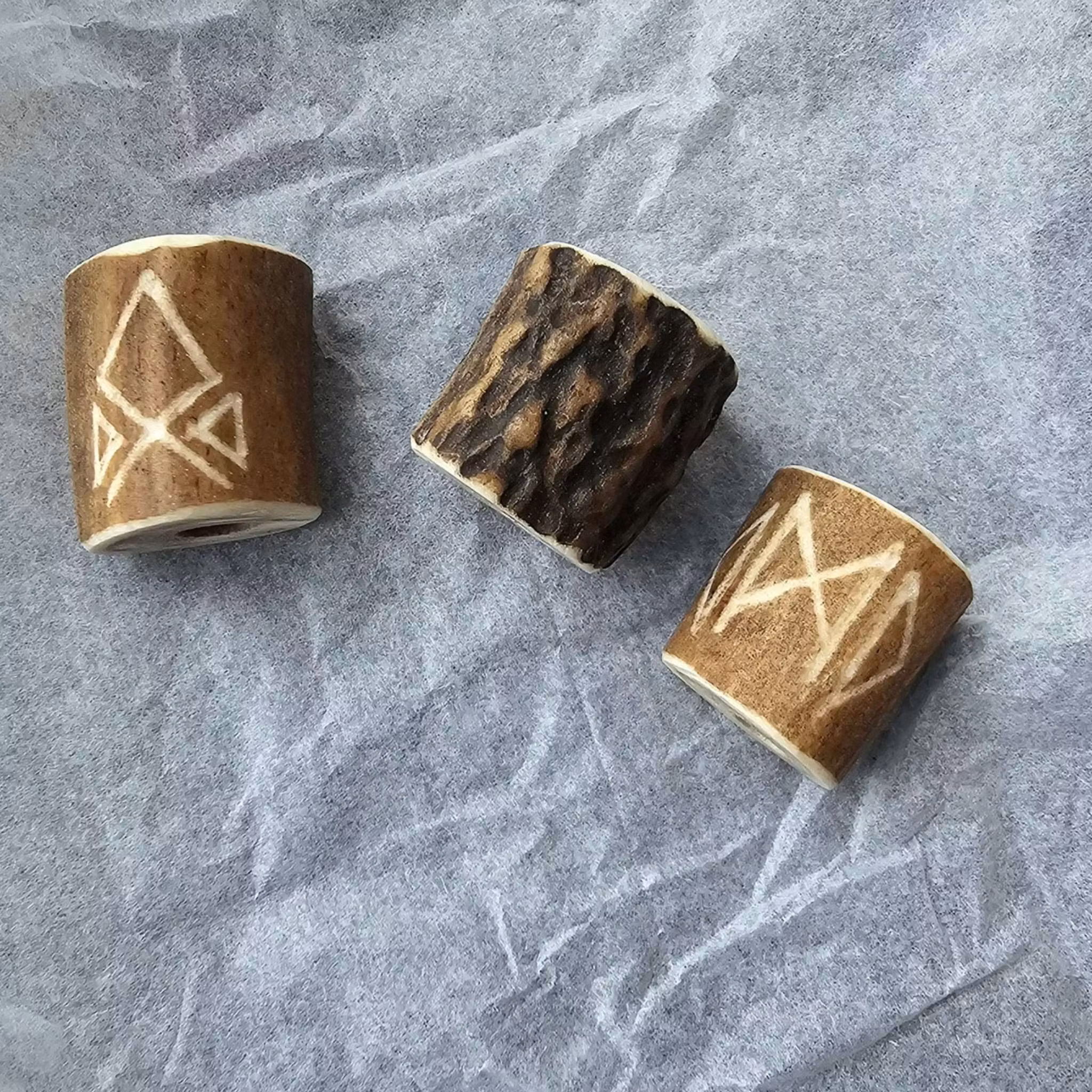 "Dagaz" Hjorthorn (Rådjur & Ren) Dreadspärla