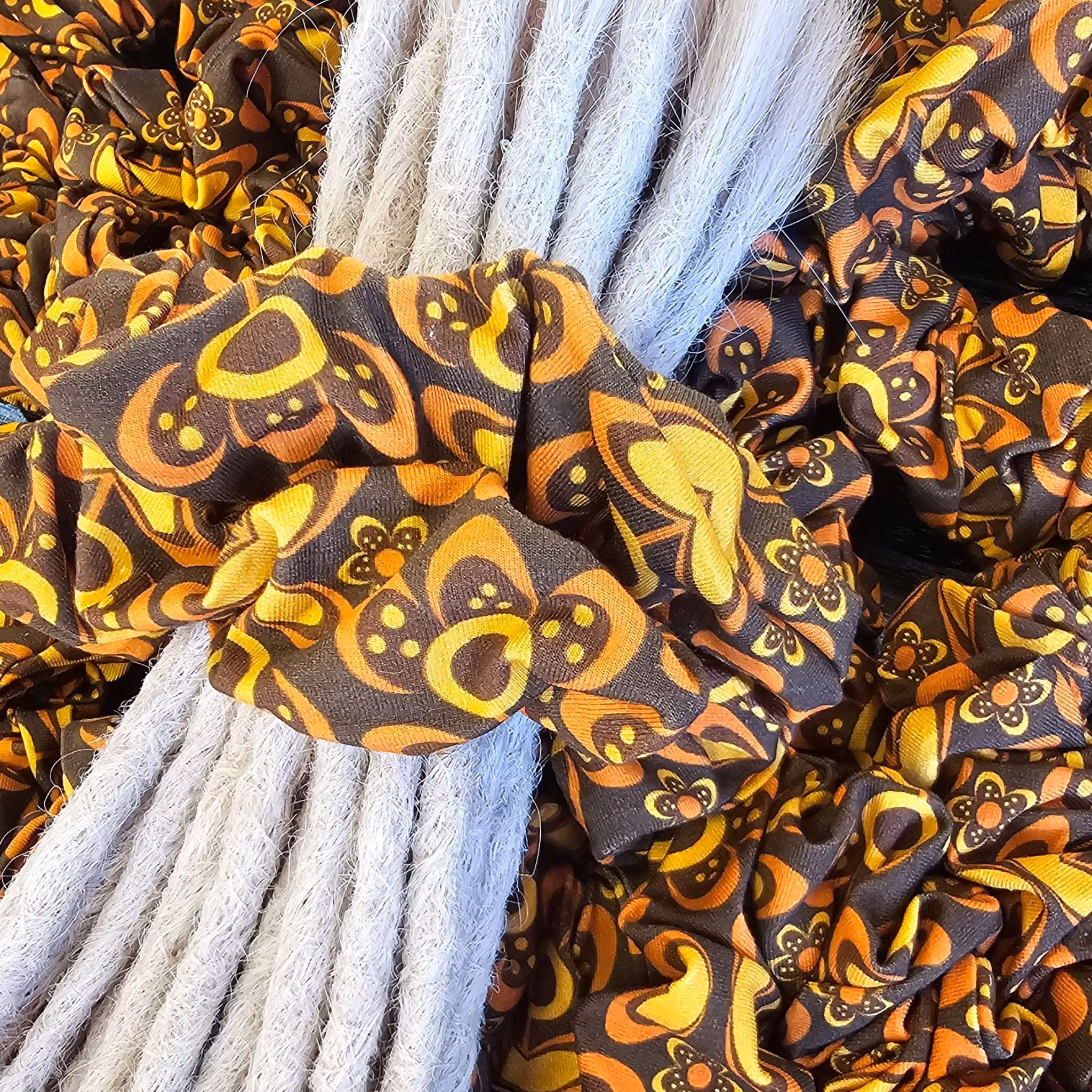 "Retro Funk" XL Scrunchie Dreadsnodd