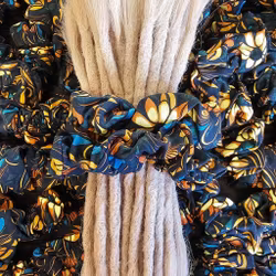 "Midnattsblom" XL Scrunchie Dreadsnodd
