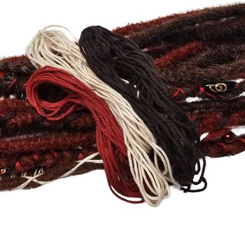 "Mullbär" Dekorationskit Till Dreads (Mörkbrun, Mörkröd, Vit Trådar)