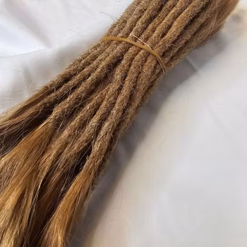 Ljusbrun Mix Äkta Dreads 45-50cm (7-8mm tjocka)