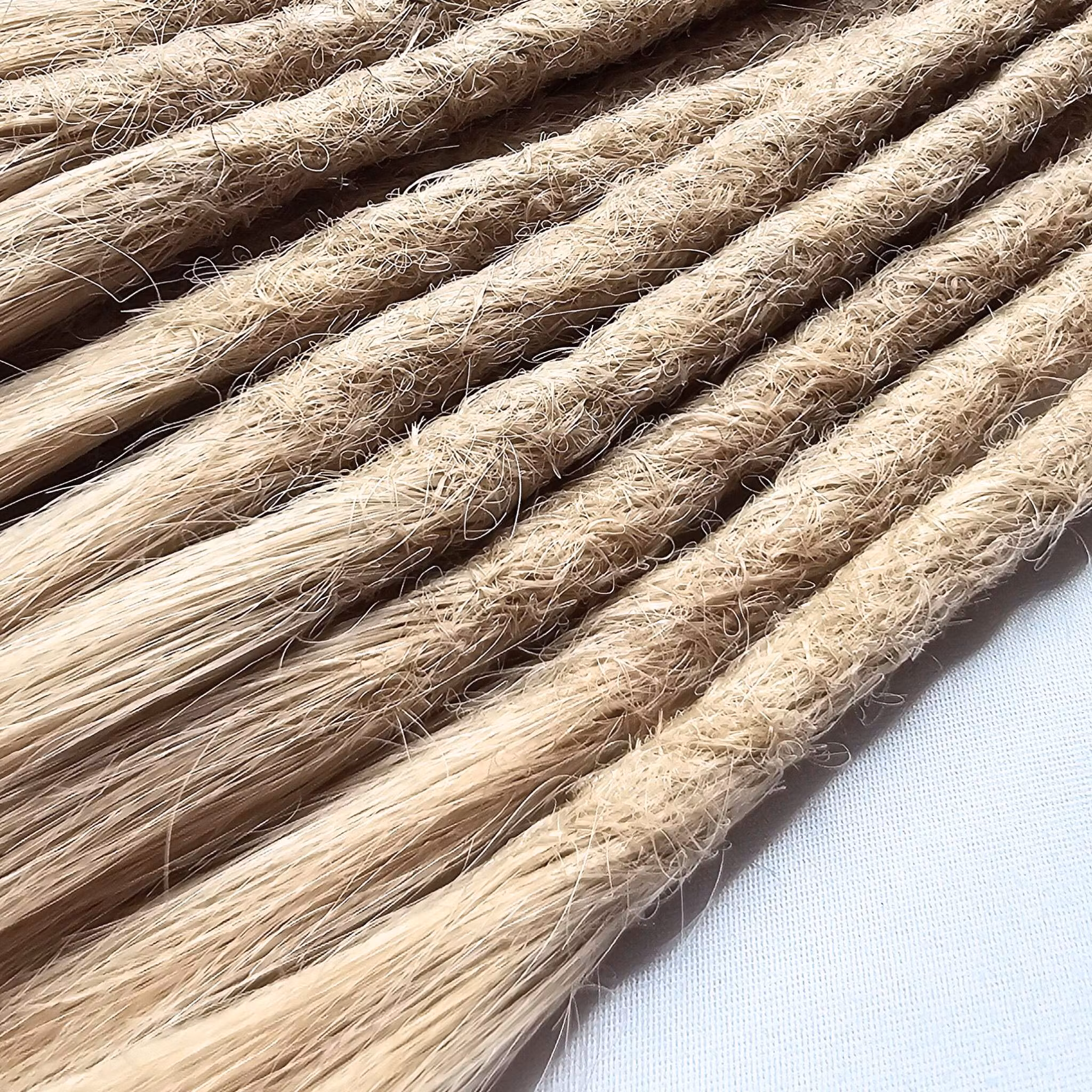 Ljusblond Äkta Dreads 30-35cm (7-8mm)
