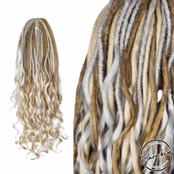Blond Mix DE Syntetdreads Lockigt Hår 65cm (23st)
