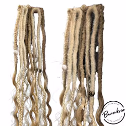 "Fred" Blond Mix Dreads Clip-Ins (med Lockiga Längder)