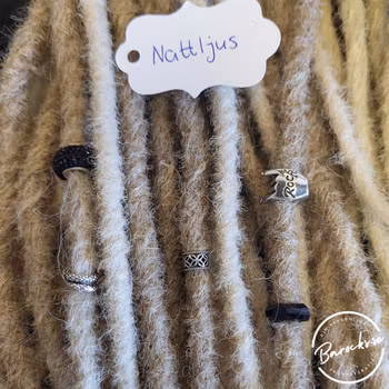 "Nattljus" Dreadsmycken Silver Mix 5-pack