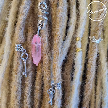 "Lucy Heartfilia" Dreadsmycken Mix 6-pack